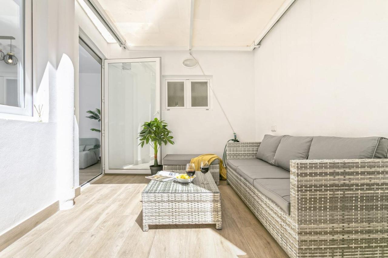 מאלגה Precioso Apartamento Con Patio מראה חיצוני תמונה